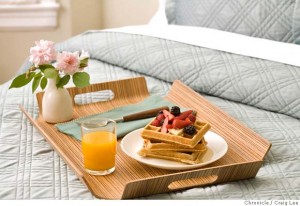 breakfast-in-bed